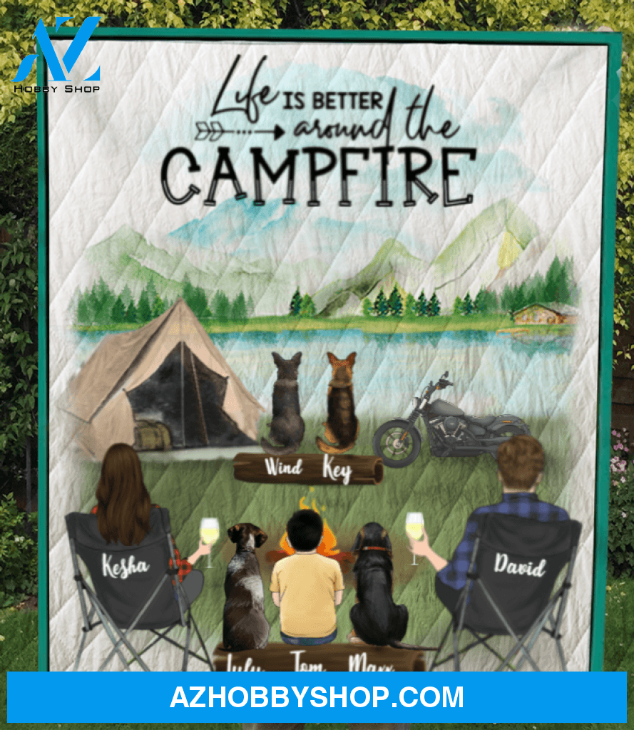 Personalized camping quilt blanket gift idea for the whole family - Parents & 1 kid, 4 pets - No camper