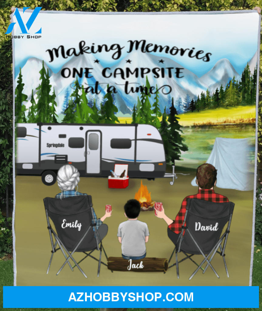 Personalized camping fleece blanket - Parents With 1 Kid Mountain Camping Fleece - gift idea for family, camping lovers - Making Memories One Campsite At A Home