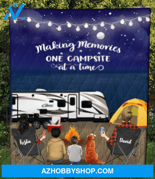Personalized camping quilt blanket gift idea for the whole family - Parents, 1 Teen, 1 Kid & 1 Pet night beach camping Quilt
