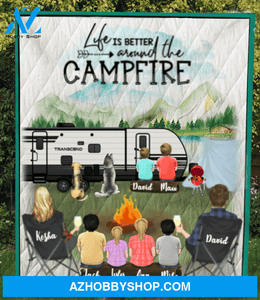 Personalized camping quilt blanket gift idea for the whole family - Parents & 6 kids, 2 pets