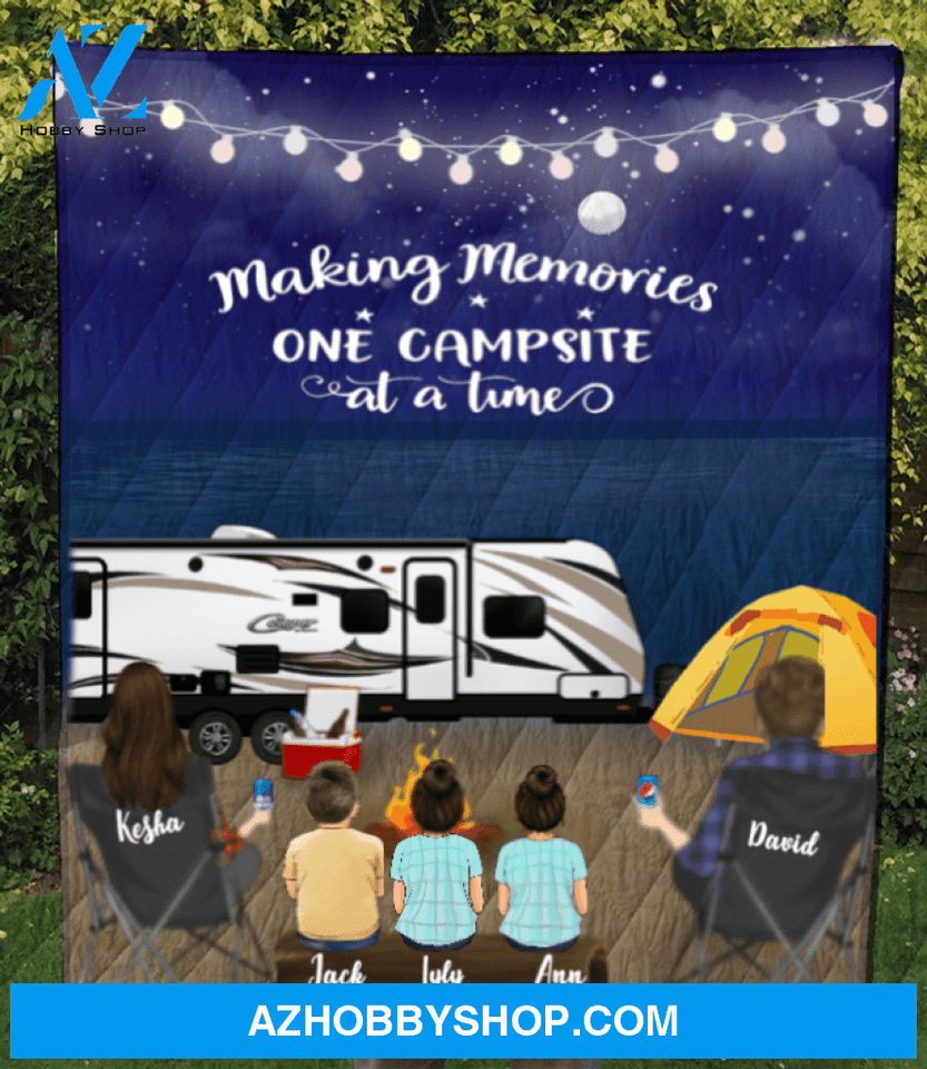 Personalized Camping Blanket Gift Idea For The Whole Family - Parents & 3 Kids Family Night Beach Camping Quilt Blanket