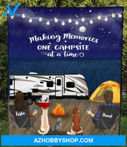 Personalized cat, dog & owners camping blanket gift idea for the whole family, cat dog lovers - 3 Pets & Couple Night Beach Camping Quilt V5