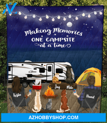 Personalized cat, dog & owners camping blanket gift idea for the whole family, cat dog lovers - 5 Pets & Couple Night Beach Camping Quilt V5