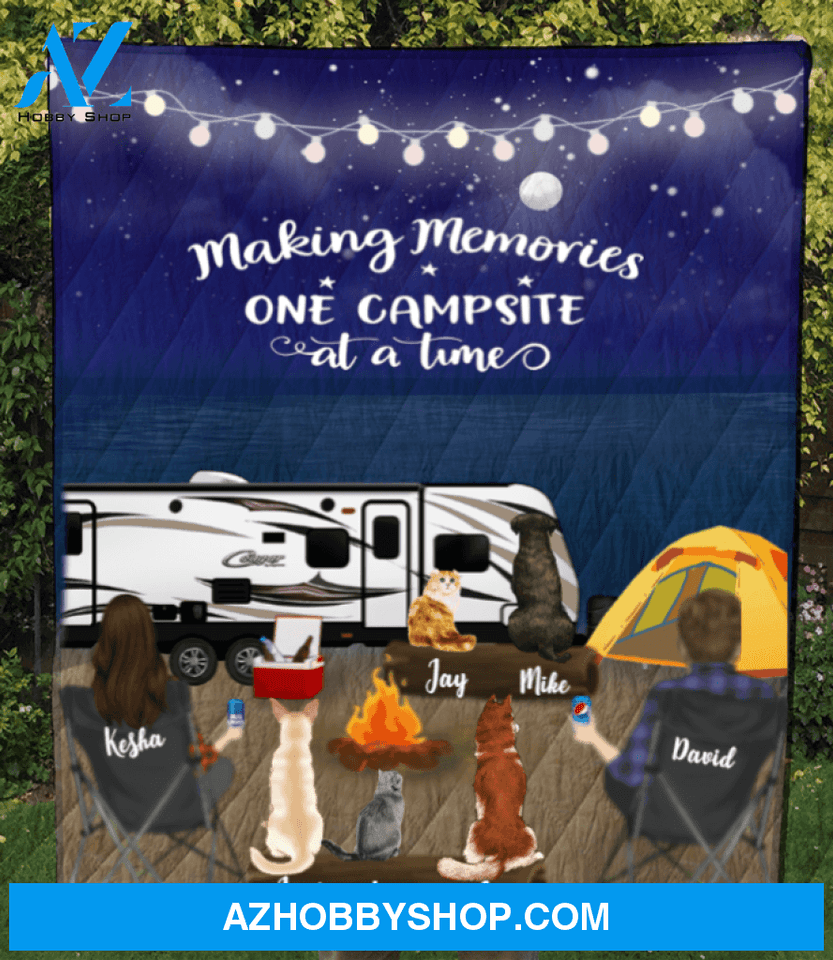 Personalized cat, dog & owners camping blanket gift idea for the whole family, cat dog lovers - 5 Pets & Couple Night Beach Camping Quilt V5