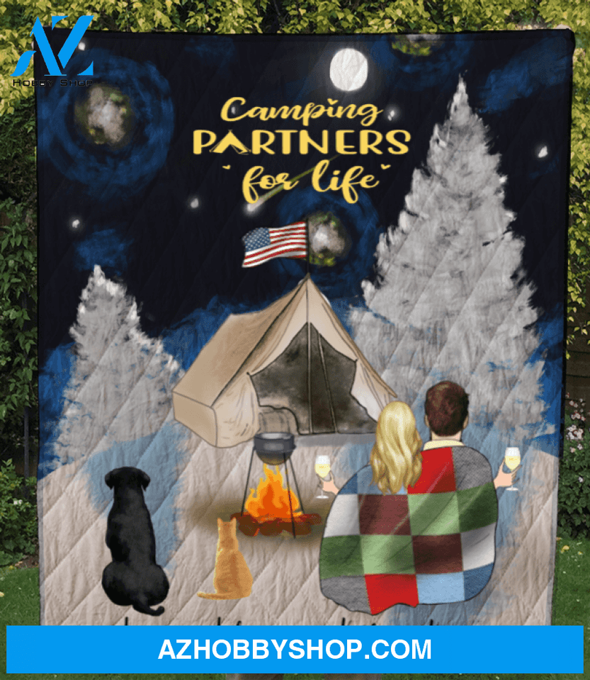 Personalized cat dog & owners camping blanket gift idea for the whole family, cat dog lovers - Couple & 2 Pets Snow Mountain Quilt