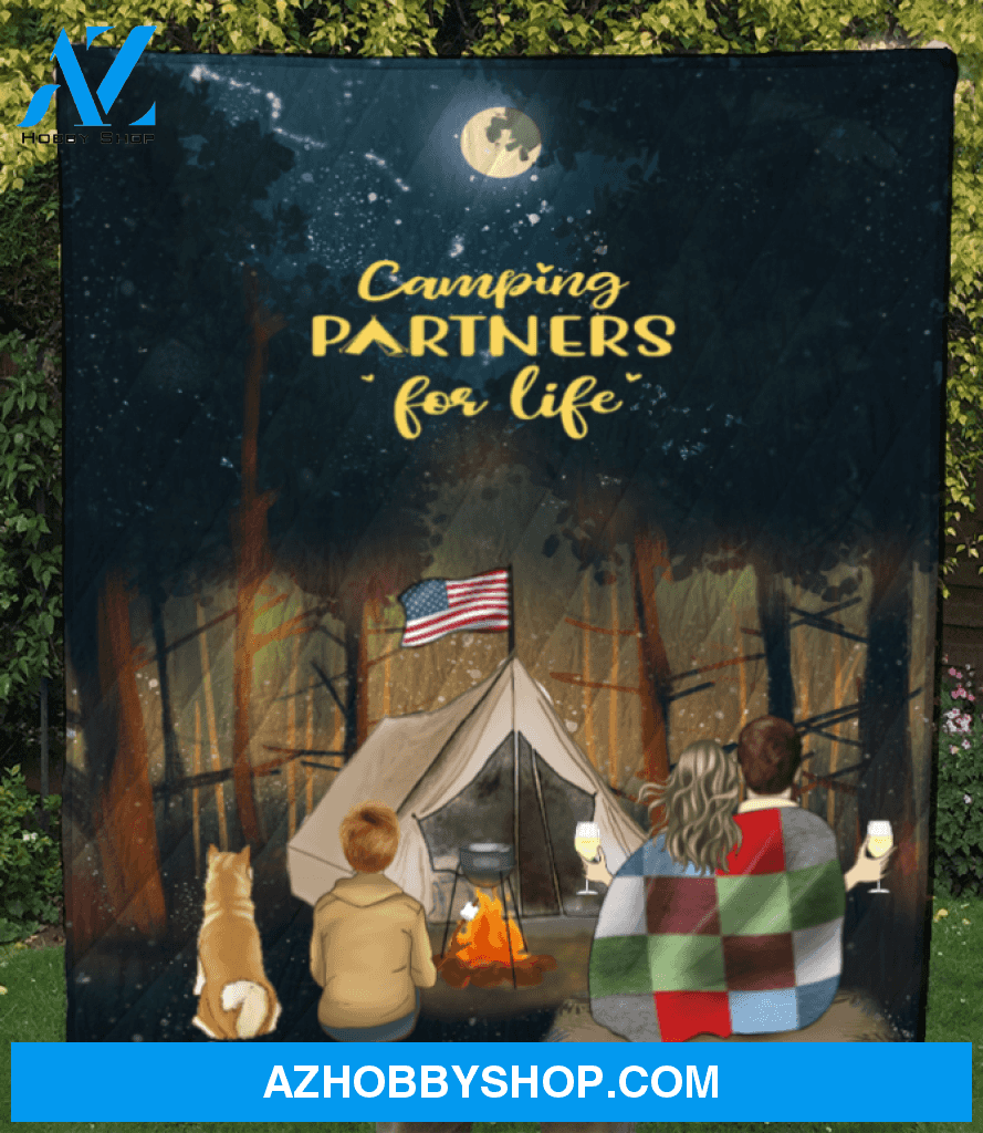 Personalized cat dog & owners camping blanket gift idea for the whole family, cat dog lovers - Parents, 1 Kid & 1 Pet Forest Camping Quilt