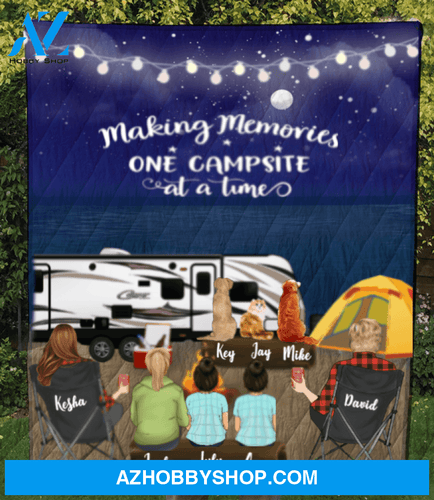Personalized cat, dog & owners camping blanket gift idea for the whole family - Parents, 1 Teen, 2 Kids & 3 Pets night beach camping quilt blanket