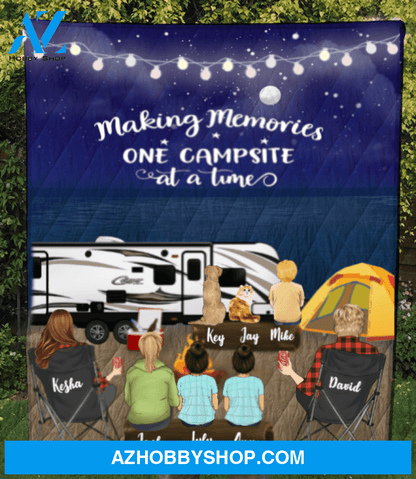 Personalized cat, dog & owners camping blanket gift idea for the whole family - Parents, 1 Teen, 3 Kids & 2 Pets night beach camping quilt