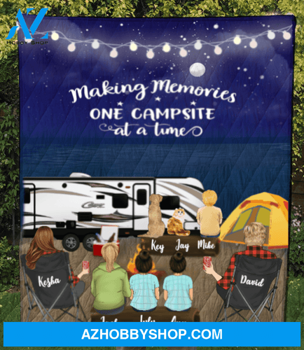 Personalized cat, dog & owners camping blanket gift idea for the whole family - Parents, 1 Teen, 3 Kids & 2 Pets night beach camping quilt