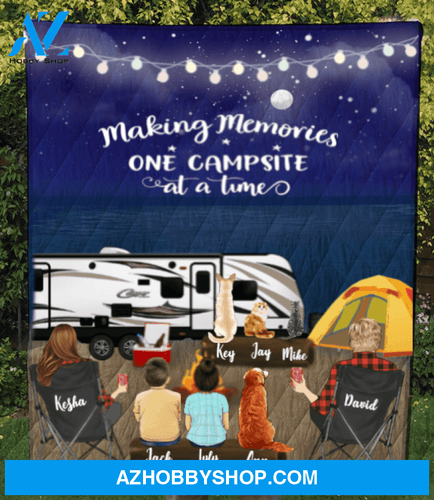 Personalized cat, dog & owners camping blanket gift idea for the whole family - Parents, 2 Kids & 4 Pets night beach camping quilt blanket