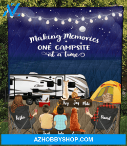 Personalized cat, dog & owners camping blanket gift idea for the whole family - Parents, 2 Kids & 4 Pets night beach camping quilt blanket