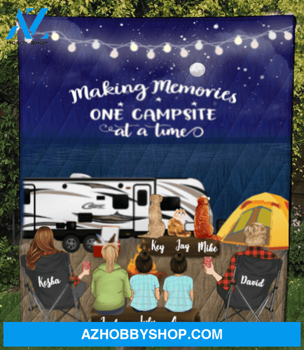 Personalized cat, dog & owners camping blanket gift idea for the whole family - Parents with 1 Teen, 2 Kids & 3 Pets night beach camping quilt blanket
