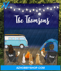 Personalized dog & owners camping blanket gift idea for the whole family, dog lovers - Couple & 3 Dogs night beach camping quilt