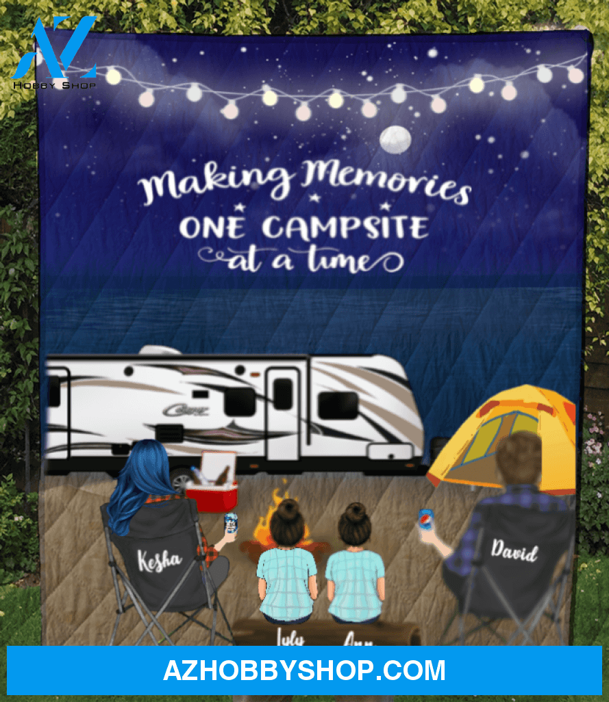 Personalized Family camping blanket gift idea for the whole family, camping lovers - Parents & 2 Kids night beach camping quilt blanket V5