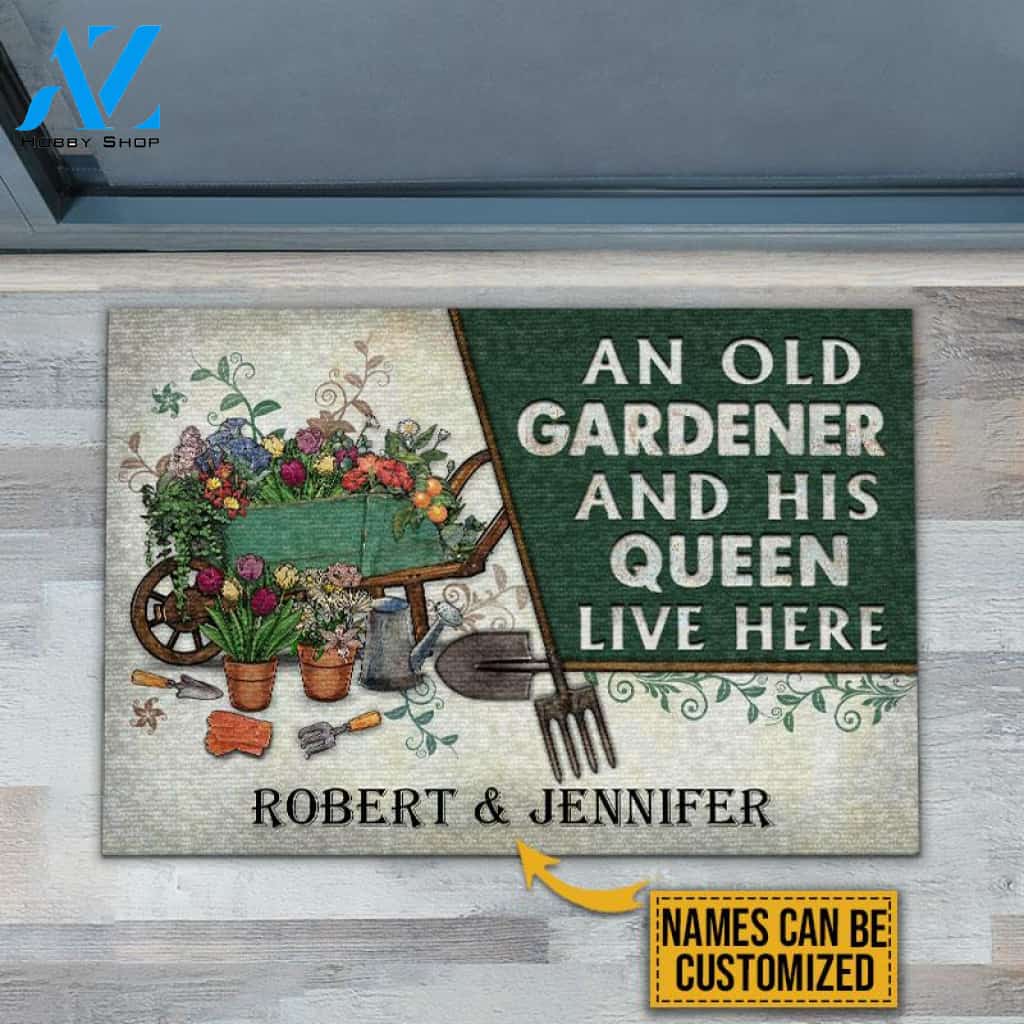 Personalized Garden Old Couple Live Here Customized Doormat