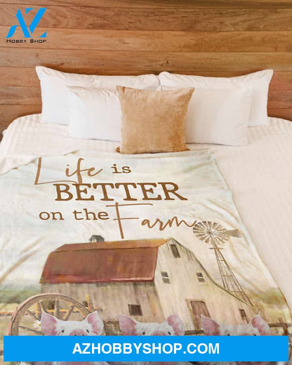 Pig Life Is Better On The Farm Fleece Blanket, Gift For Pig Lovers Gift For Family Friend Home Decor Bedding Couch Sofa Soft And Comfy Cozy