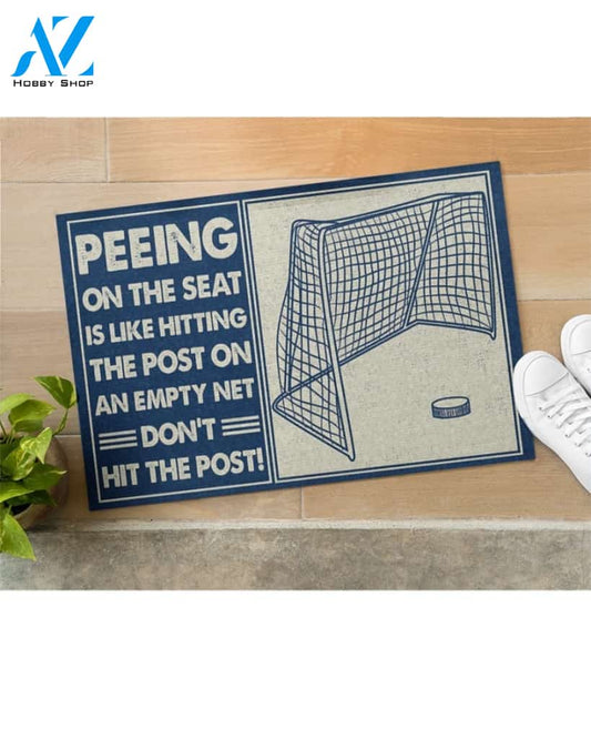 Retro Hockey Funny Peeing On The Seat Funny Indoor And Outdoor Doormat Warm House Gift Welcome Mat Birthday Gift For Hockey Lovers