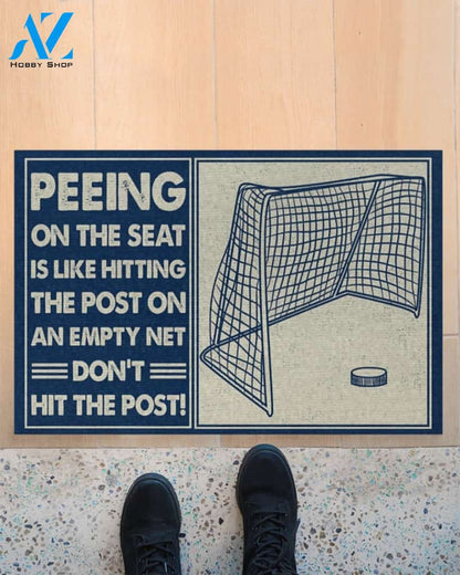 Retro Hockey Funny Peeing On The Seat Funny Indoor And Outdoor Doormat Warm House Gift Welcome Mat Birthday Gift For Hockey Lovers