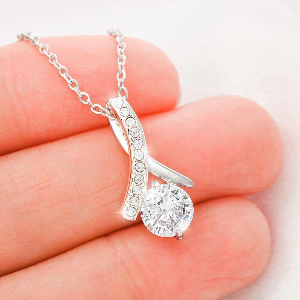 To My Beautiful Daughter Necklace Gift From Mom with Love I will always carry you in my heart Alluring Beauty Necklace