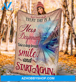 Swimming Everyday Is New Beginning Blanket Gift For Swimming Lovers Birthday Gift Home Decor Bedding Couch Sofa Soft and Comfy Cozy