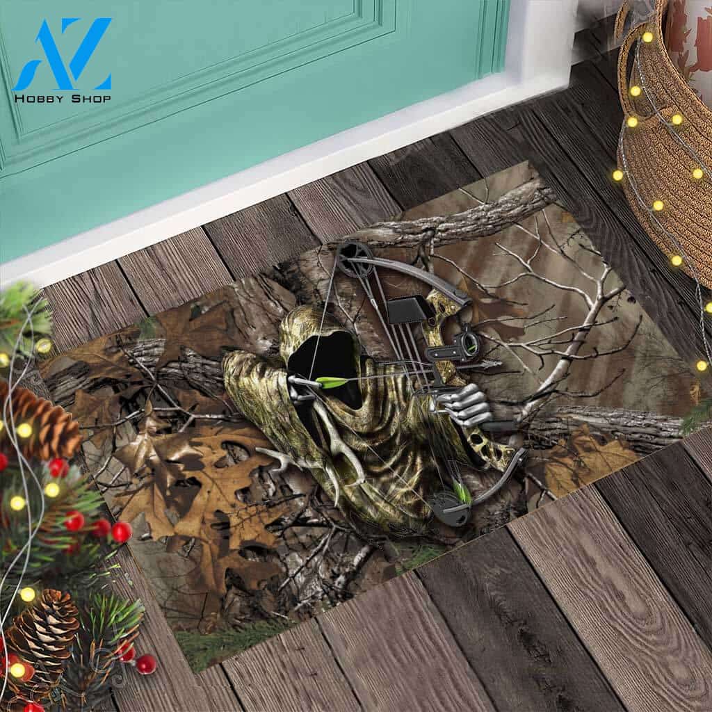 The Death Hunter – Hunting Easy Clean Welcome DoorMat | Felt And Rubber | 40x60 cm | 45x75 cm | 60x90 cm | Colorful | DO1255