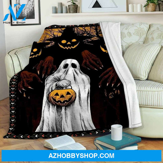 the Ghost Bring The Lantern Halloween Fleece Blanket Funny Halloween Gift, Halloween Decor