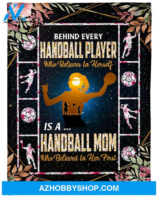 To My Mom Handball Fleece Blanket Behind Handball Player Great Customized Blanket Gifts For Mother's Day Birthday Christmas Thanksgiving