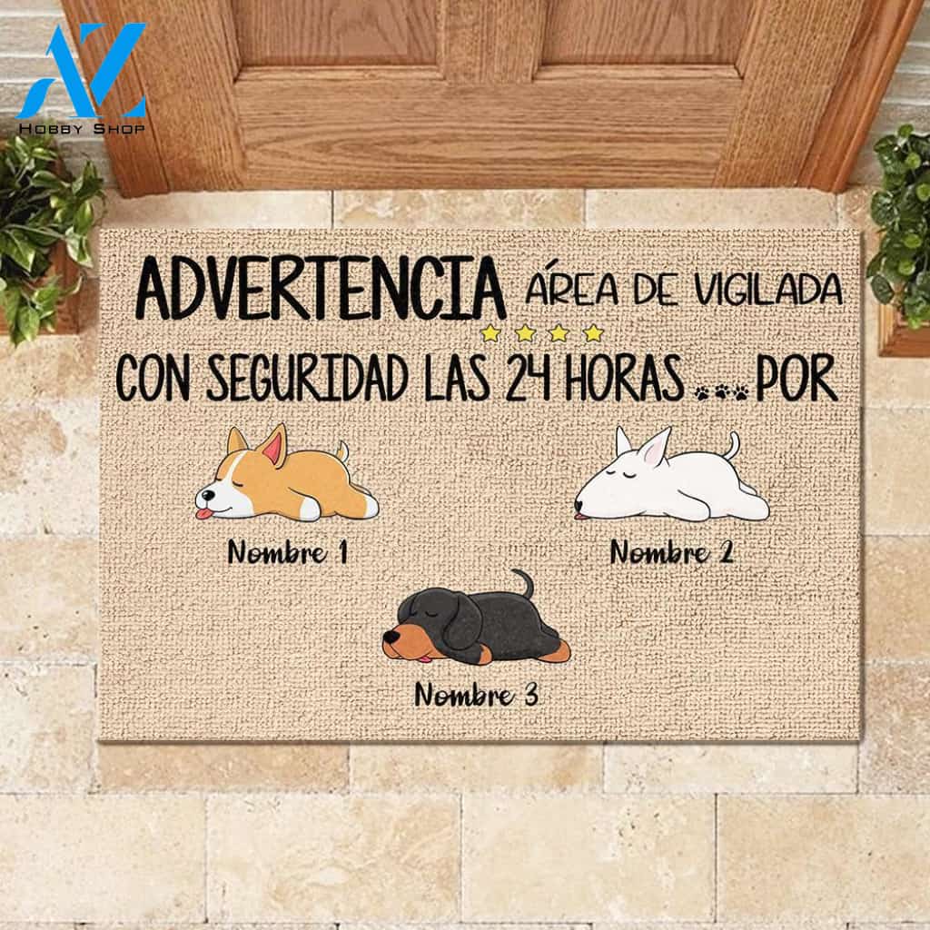 Todos los invitados deben ser aprobados por el perro Spanish - Funny Personalized Dog Doormat | WELCOME MAT | HOUSE WARMING GIFT