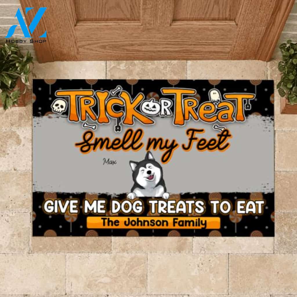 Trick Or Treat Smell Our Feet - Personalized Doormat