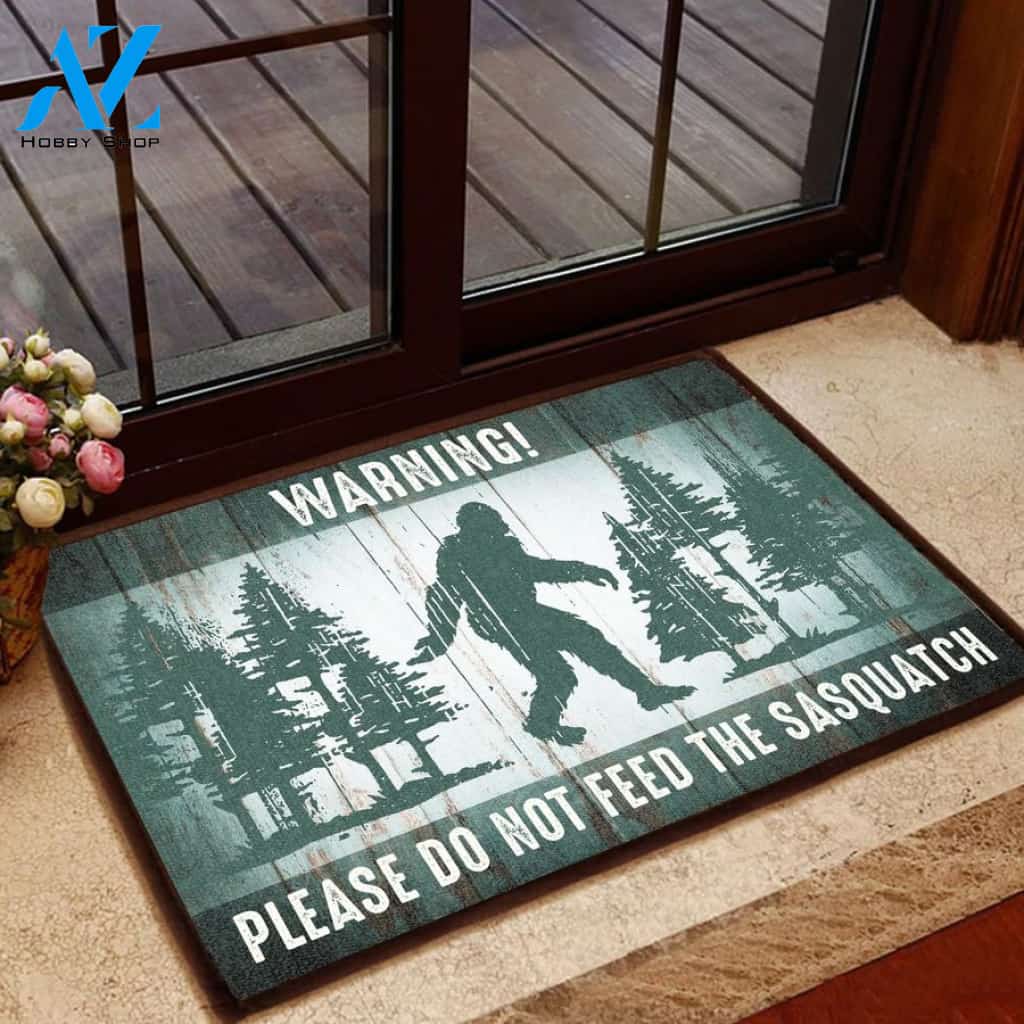 Warning Bigfoot Please Do Not Feed The Sasquatch Doormat